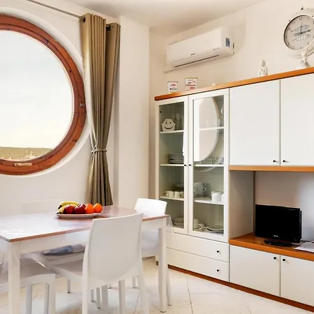 Vacation Apartment *