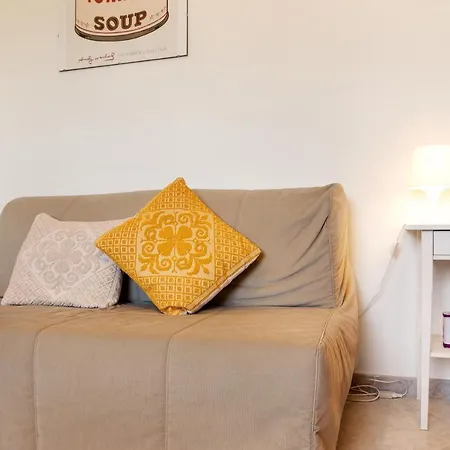 Vacation Apartment *